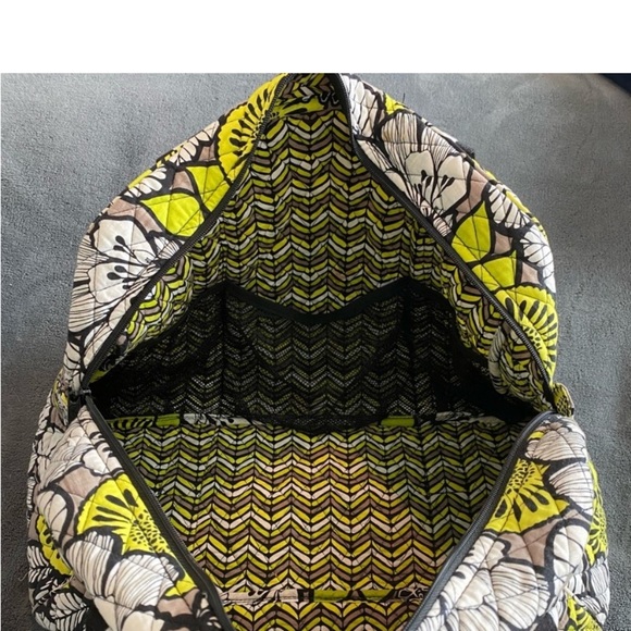 ✨VERA BRADLEY WEEKENDER✨ - Picture 4 of 5